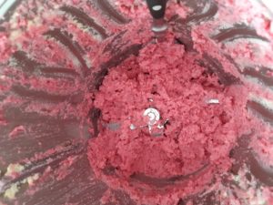Teig-1-300x225 Rote Beete und Kurkuma Drops für Hunde